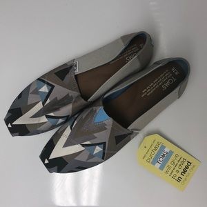 Women’s TOMS Shoes